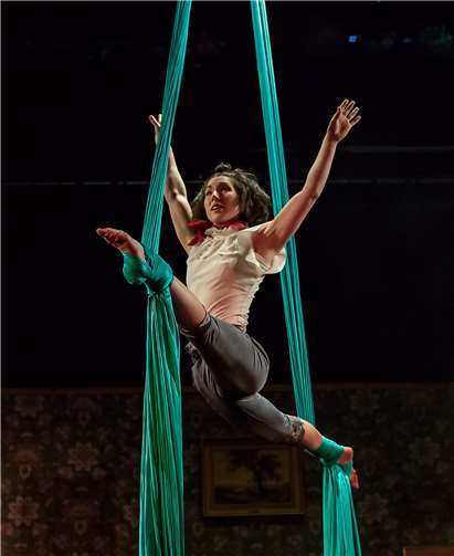 Eine neue Mieterin: Anne-Marie-Poirie. Alexander Dacos