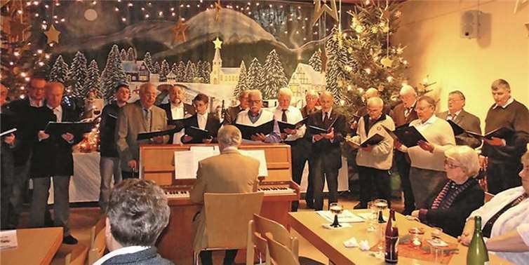 Eine rundum gelungene und sehr unterhaltsame Weihnachtsfeier erlebten die Mitglieder des MGV 1882 St. Sebastian. privat