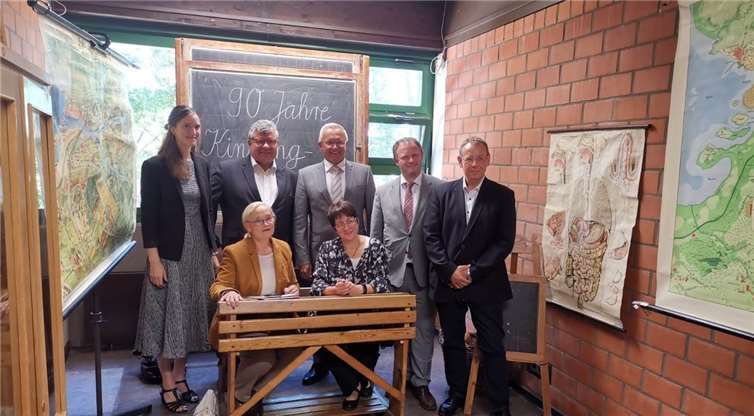 „Eine sehr lebendige Schulgemeinschaft“, stellten Landrat Achim Hallerbach, 1. Kreisbeigeordneter Michael Mahlert und Neuwieds Oberbürgermeister Jan Einig fest.Foto: privat