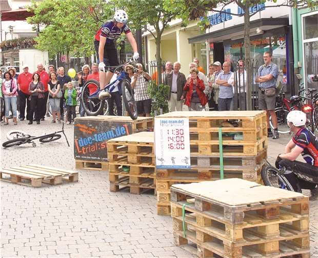 Eine spektakuläre Mountainbike-Show gehört ebenfalls zum Programm.