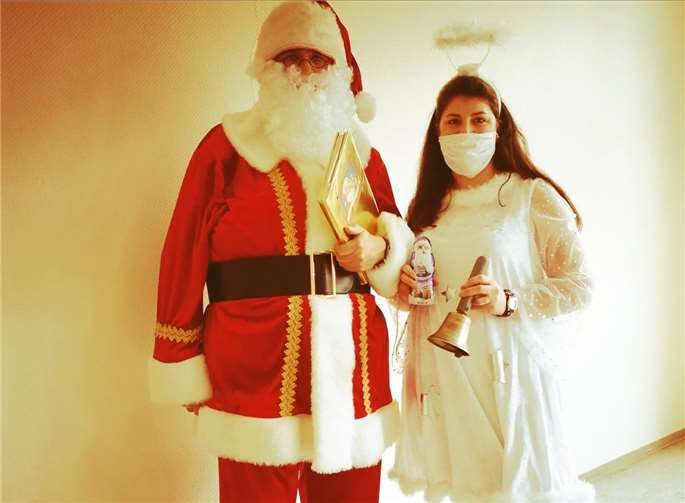 Eine süße Überraschung bescherten die SV-Lehrer.Foto: privat