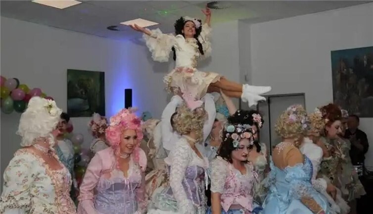 Eine tolle Choreografie ist das i-Tüpfelchen jeder Darbietung: Die Moonlight Dan...