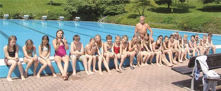 Eine tolle Zeit verbrachten die Schülerinnen und Schüler in Weibern. Höhepunkt war dabei sicherlich der Besuch des Freibades. Privat