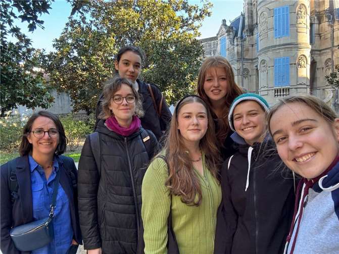 Eine unvergessliche Woche in der Provence erlebten Karine Hannuschke und ihre Schülerinnen. Foto: privat