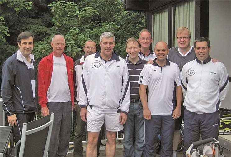 Eine verschworene Gemeinschaft: „1. Herrn 30“ Tennis-Club Blau-Weiß Meckenheim. privat