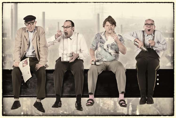 Einen Angriff auf die Lachmuskeln startet Herbert Knebels Affentheater mit seinem neuen Programm am 26. April in Andernach. privat