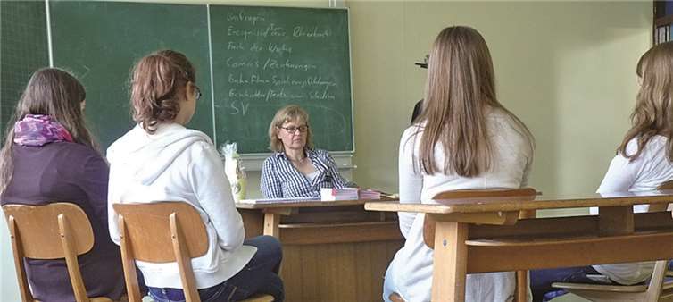 Einen Einblick in die Berufswelt bot der Berufsinformationstag des St. Joseph-Gymnasiums und des Vinzenz-Pallotti-Kollegs. privat