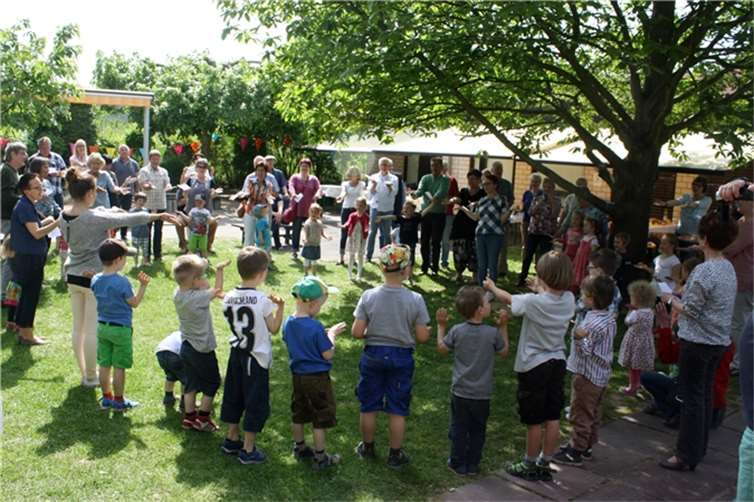 Einen Nachmittag lang konnten Großeltern und Kinder Zeit miteinander verbringen.