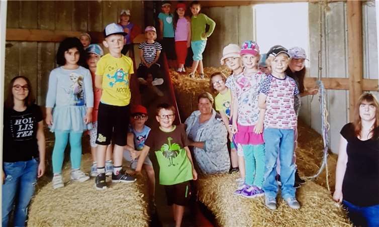Einen ereignisreichen Tag auf dem Bauernhof erlebten die Kinder bei ihrer Kita-Abschlussfahrt.  Privat
