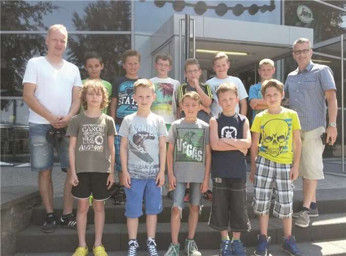 Einen ereignisreichen Tag verbrachten die E-Junioren der Spvgg. Lautzert/Oberdreis im Kino.privat