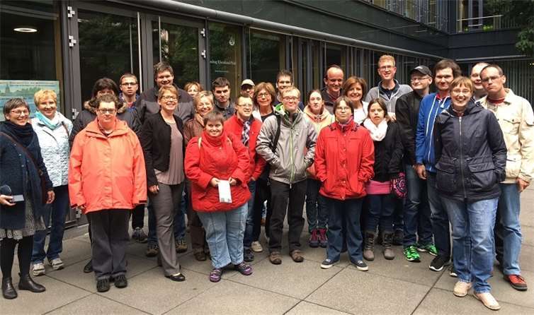 Einen erlebnisreichen Tag erlebten die Teilnehmer der Freizeitgruppe „Gemeinsam ist es möglich“ in Mainz. privat