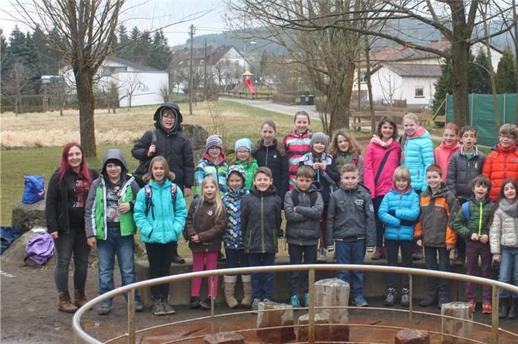 Einen erlebnisreichen Tag verbrachten 27 Kinder aus Adenau und der Grafschaft im Rahmen des diesjährigen Osterferienprogramms in der Eifel.privat