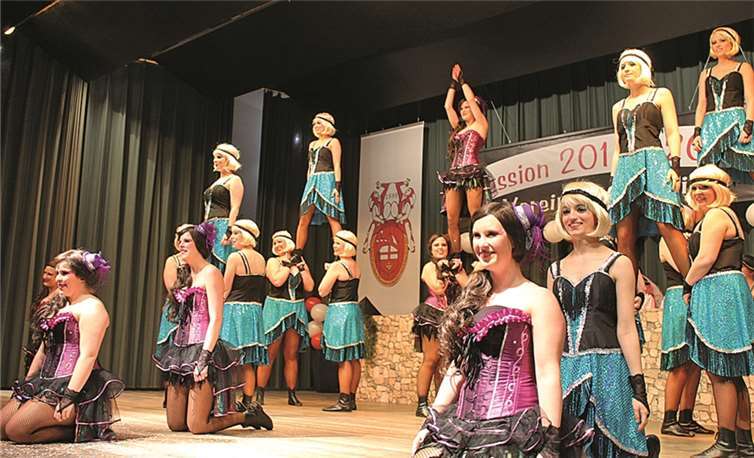 Einen exzellenten Vortrag präsentierte die Showtanzgruppe „Dreamgirls“ der Ewig Jungen Möhnen aus Welling.