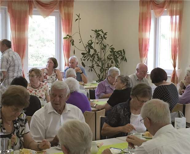 Einen gelungenen Nachmittag erlebten Woikener Senioren mit dem Freundschaftskreis Lux-Wolken e.V. privat