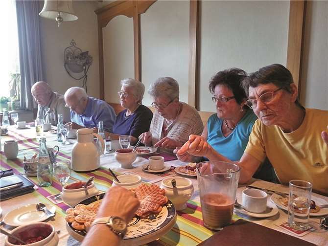 Einen gelungenen Nachmittag verbrachten die Freunde des VDK beim letzten Treffen, dem gemeinsamen Waffelessen bei Gaststätte Weber.privat