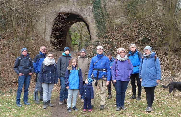 Einen herrlichen Wandernachmittag erlebten die Mitglieder der DLRG Ortsgruppe Neuerburg-Waldbreitbach e. V. auf dem Traumpfad Höhlen- und Schluchtensteig.Foto: privat
