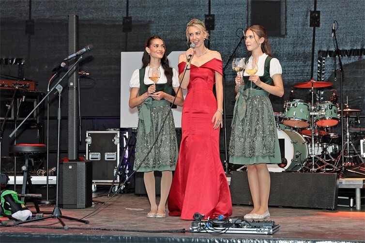 Altenahr: Edle Weine, kulinarische Highlights und Live-Musik im beliebten Weinort