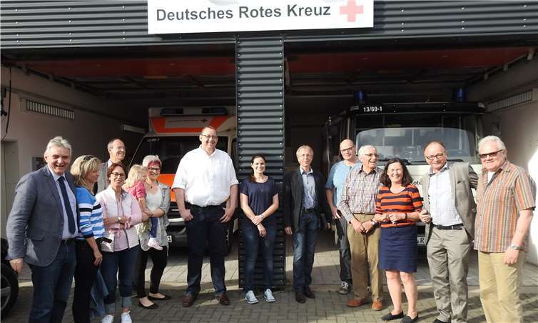 Einen informativen Besuch statteten die CDU-Mitglieder der DRK Rettungswache in Andernach ab.privat