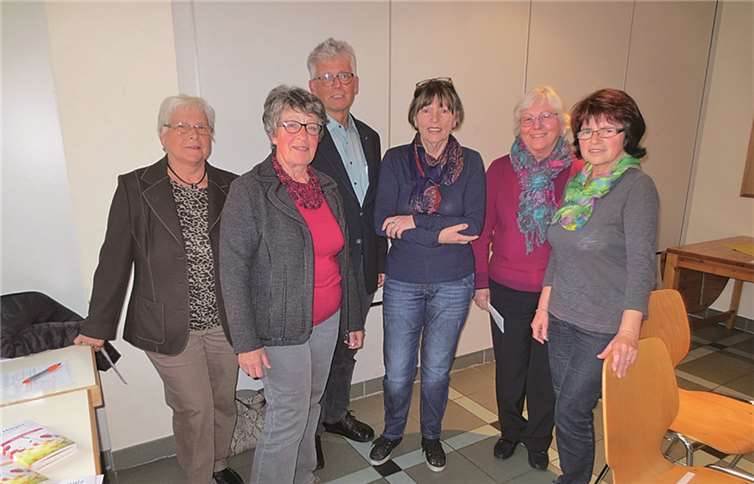 Einen interessanten Vortrag über die Arbeit des Hospiz Vereins erhielten die Damen der kfd Unteren Grafschaft. privat