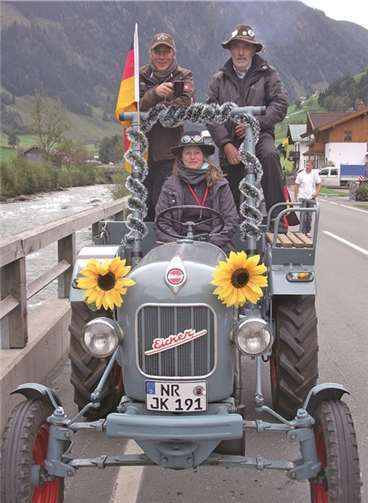 Start bei der Traktor-WM in Österreich Einen respektablen Platz errangen Martina Greve, Jürgen Kuhlmann und Botho Kölsch mit ihrem alten Eicher.privat