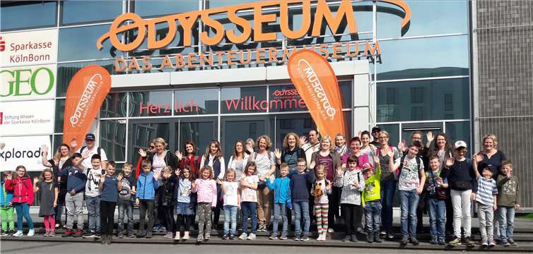 Einen spannenden und ereignisreichen Tag erlebte die Gruppe im Alter von vier bis 70 im Odysseum in Köln.Pressestelle der Kreisverwaltung