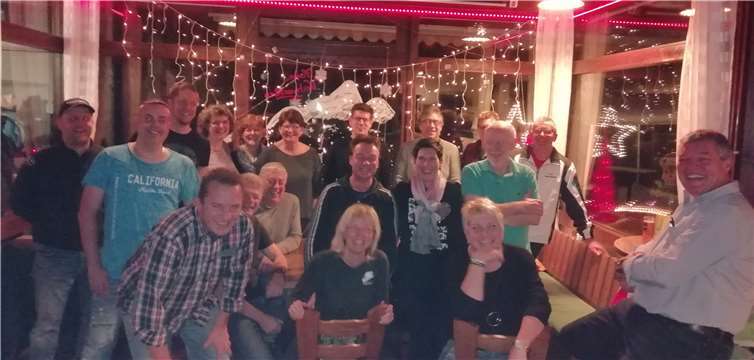 Einen sportlich-gemütlichen Abend verbrachten die Mitglieder zum Abschluss des Jahres.privat