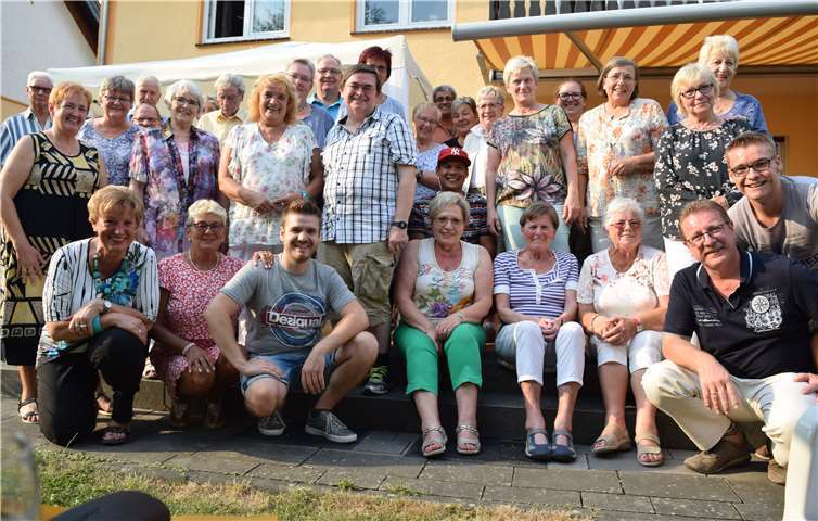 Einen tollen Tag verbrachten die Mitglieder bei Spiel und leckerem Essen.privat