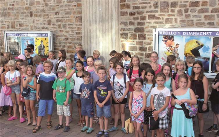 Einen unvergesslichen Kinonachmittag erlebten 120 Kinder sowie Begleitpersonal im Apollo Kino in Cochem. privat