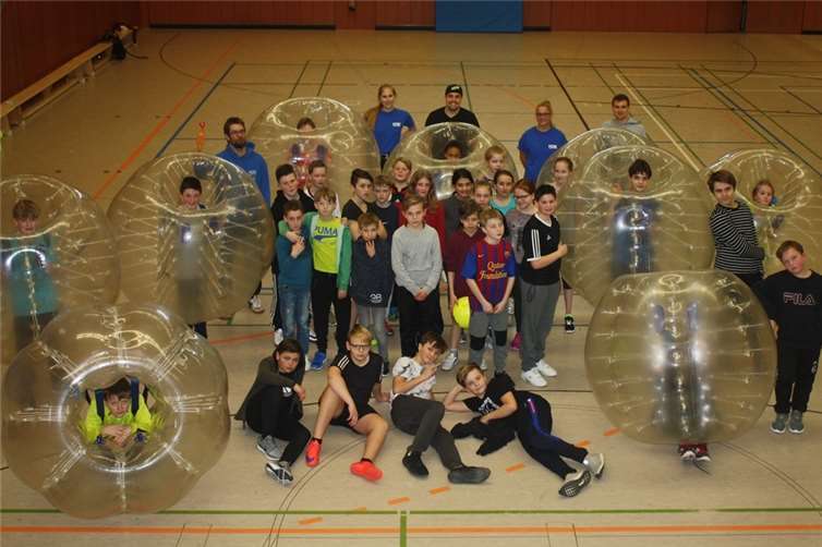 Einer der Höhepunkte der beiden Tage war das Bubble-Soccer-Spiel.  privat