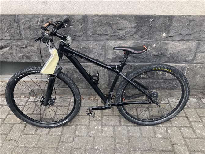 Eines der sichergestellten Fahrräder. Fotos: Polizeiinspektion Neuwied/Rhein