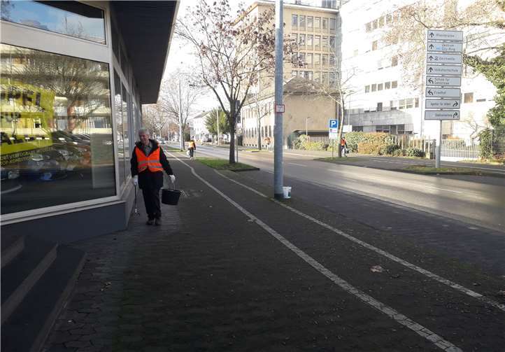 „Einfach mal anpacken und was für die Umwelt und Sauberkeit tun“, sagten sich 14 Neuwieder Bürgerinnen und Bürger und starteten eine Müllsammelaktion.Foto: Privat