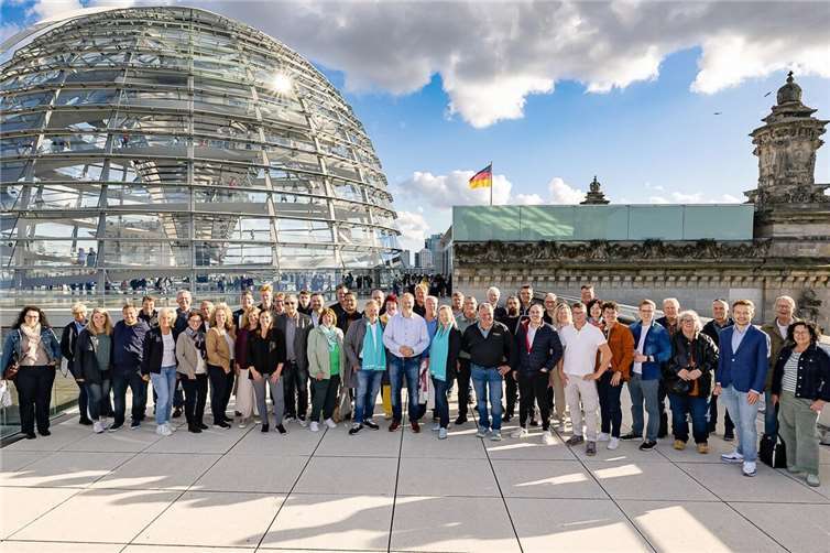 Eingeladen war eine bunt gemischte Gruppe aus dem Westerwald und dem Rhein-Lahn-Kreis, die auf Einladung des Bundespresseamtes vier spannende Tage in der Hauptstadt verbrachte. Foto: Bundesregierung/StadtLandMensch-Fotografie