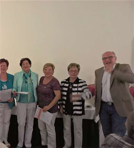 Einige Mitglieder erhielten die Ehrenurkunde für 25 Jahre Mitgliedschaft in der KG.privat