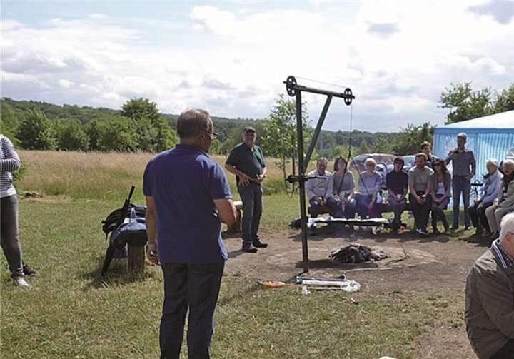 Einige schöne Stunden verbrachten die Besucher beim Grillfest in Arzheim.privat