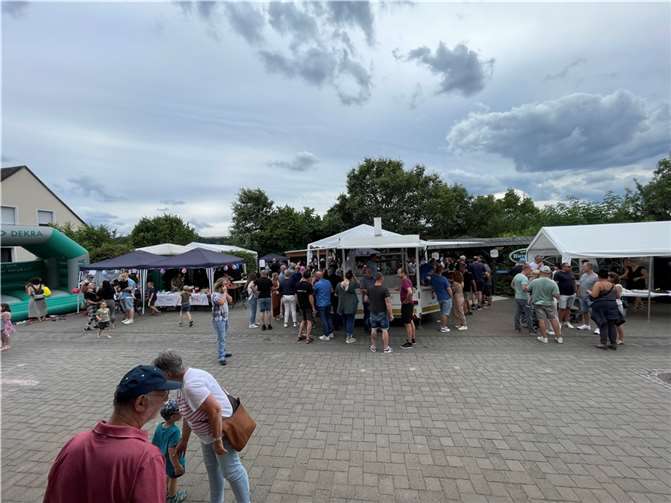 Einmal mehr zeigte das Bourschfest, dass Tradition und Spaß Hand in Hand gehen können. Foto: privat