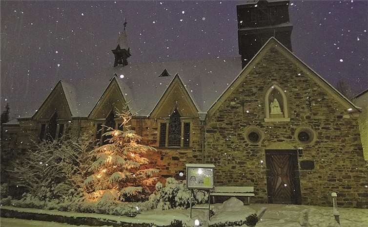 Einmalige Akustik dank frisch renoviertem Deckengewölbe: Die St. Anna-Kapelle in Bachem bietet den idealen Rahmen für ein stimmungsvolles Adventskonzert.privat