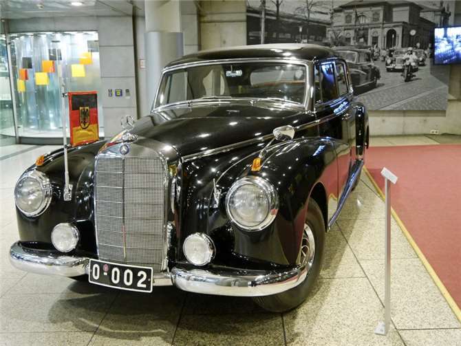 Eins der Ausstellungsstücke im Haus der Geschichte: der Dienstwagen des ersten Bundeskanzlers, Konrad Adenauer. Foto: privat