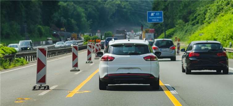Eins der stärksten Stauwochenenden der Saison steht bevor.  Foto: Shutterstock/Cars and Travels