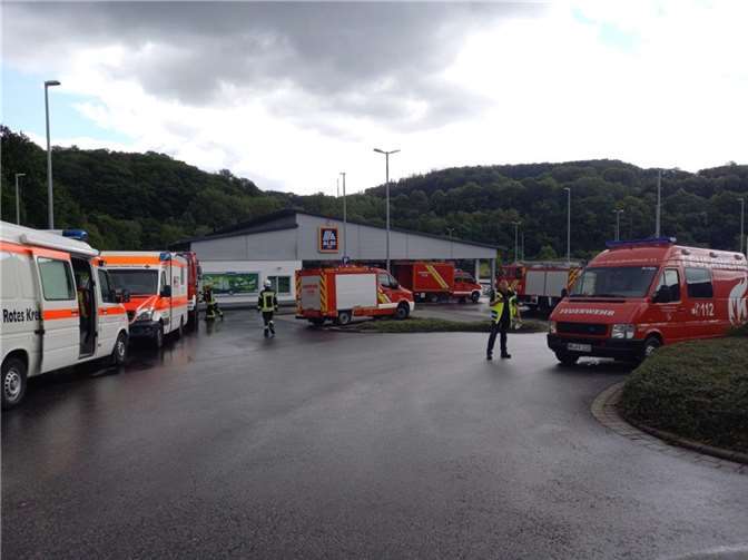 Einsatz der Feuerwehr in Hausen/Wied.  Fotos: Wehrleitung VG Rengsdorf-Waldbreitbach