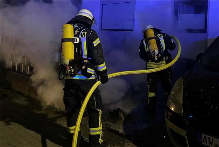 Sinzig: Feuer in der Silvesternacht Einsatz der Feuerwehr in den frühen Morgenstunden. Foto: Freiwillige Feuerwehr Sinzig