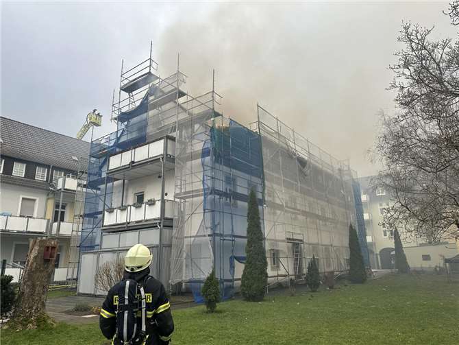 Einsatz in der Engerser Straße. Foto: Stadt Neuwied