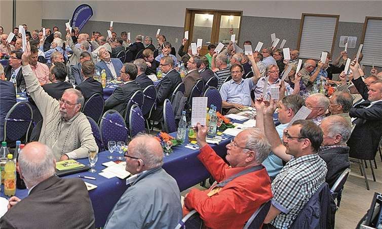 Einstimmig votierte die Vertreterversammlung der Raiffeisenbank Grafschaft-Wachtberg für eine Dividende in Höhe von fünf Prozent. -Jost-