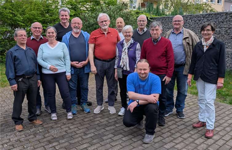 Einstimmigkeit zur Änderung des Namens sowie zur Änderung der Satzung auf der außerordentlichen Mitgliederversammlung des Noch-Geschichtsvereins. Namensänderung wird erst mit Eintragung ins Vereinsregister wirksam. Foto: Kader Dogu