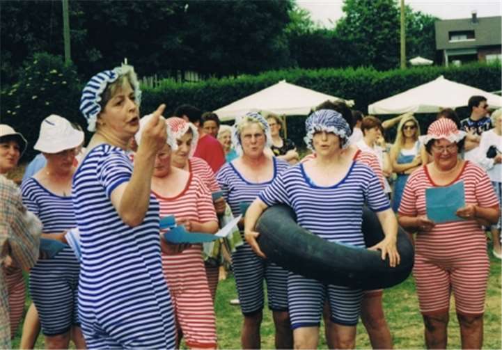 Einweihung des Freibades Urbach im Jahr 1995. Foto: Archiv Ortsgemeinde Urbach