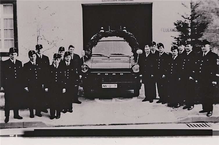 Einweihung des neuen Gerätehauses und des Einsatzfahrzeuges der FFW Leimbach-Gilgenbach 1969.privat