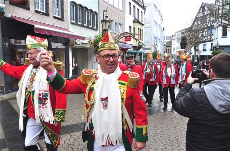 Einzug der  „Alte Große“.