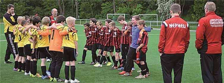 Elf Tore bekamen die Zuschauer in Flerzheim zu sehen.privat