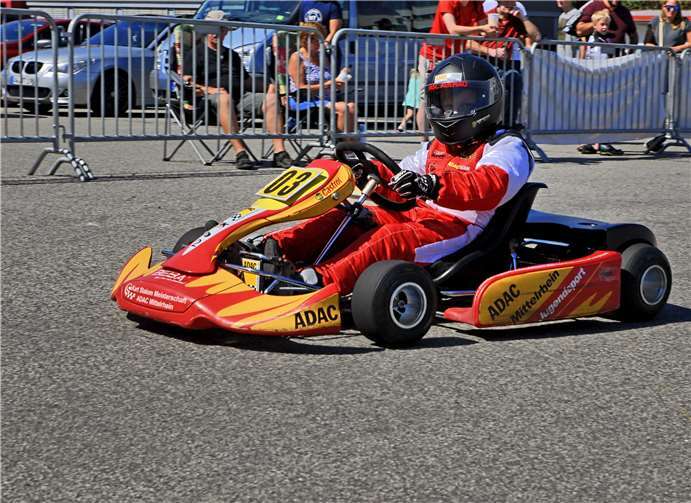 Elias Greten im Kart.
