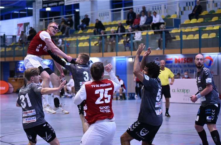 Elias Sigurðsson zeigte in seinem ersten Pflichtspieleinsatz eine sehr gute Leistung.Quellen: TV 05 Mülheim