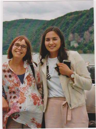 Elif Sezgin und Susanne Rott.Foto: privat